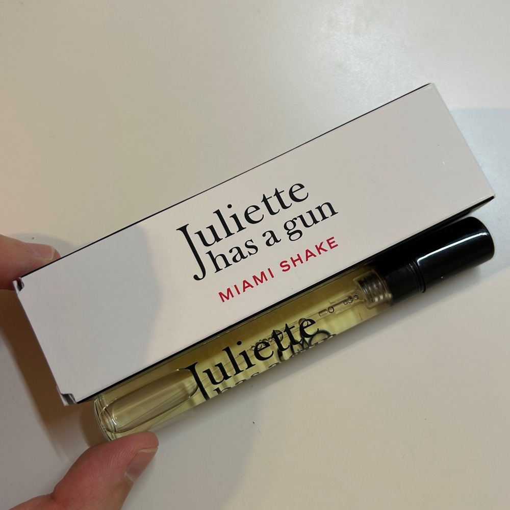 Juliette Has a Gun Miami Shake Perfume - White
